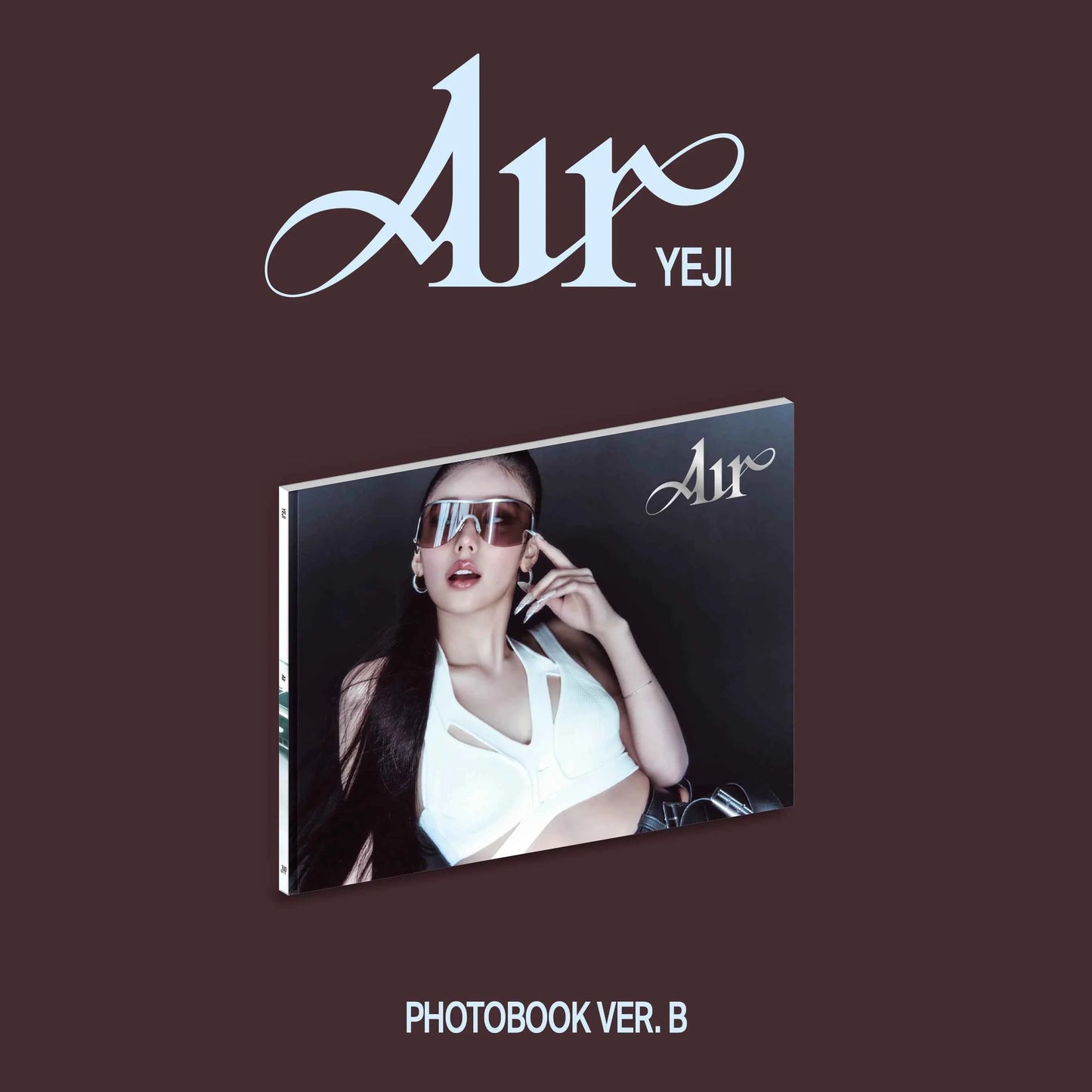 yeji (itzy) - [air] photobook ver.