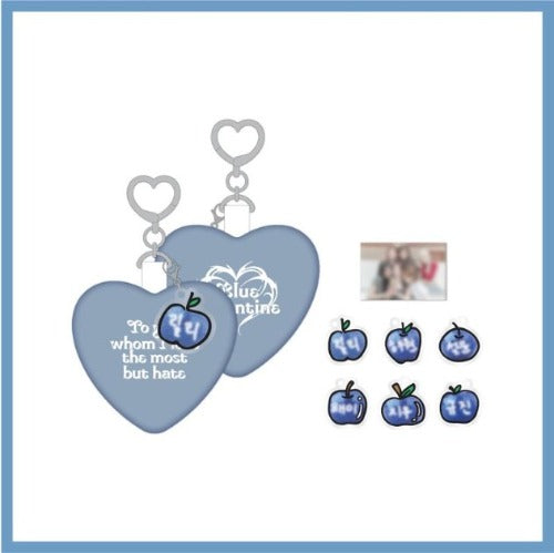 nmixx - [blue valentine] heart cushion charm